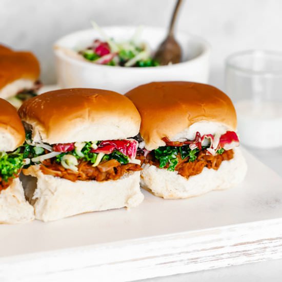 Vegan BBQ Jackfruit Sliders