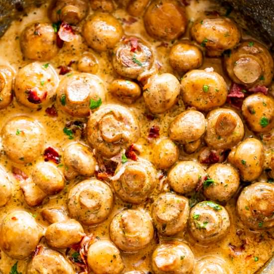 Creamy Garlic Mushrooms with Bacon