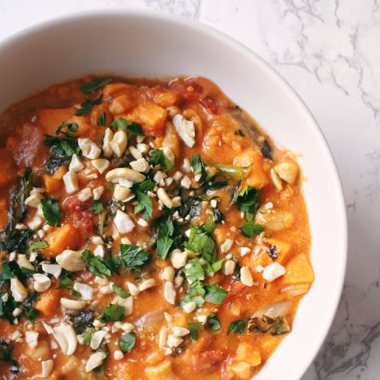 Spiced Sweet Potato Cashew Soup
