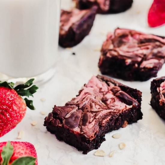 Strawberry Cheesecake Vegan Brownie