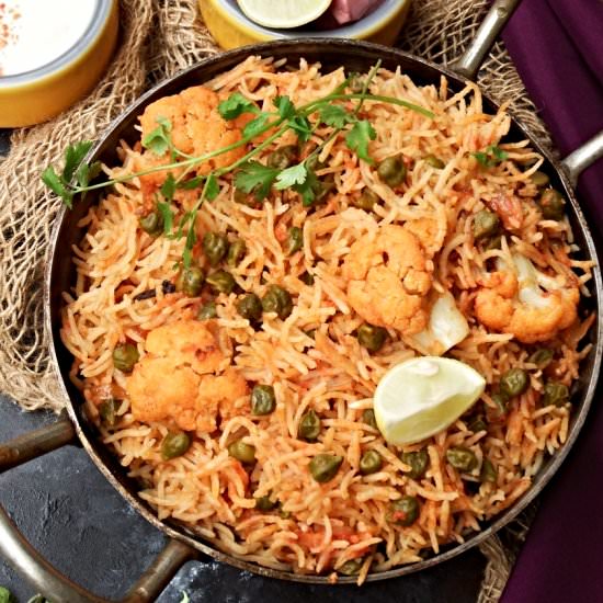 Green Gram and Cauliflower Pilaf
