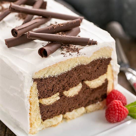No-Bake Chocolate Mousse Cake