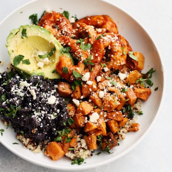 spicy shrimp & quinoa bowls