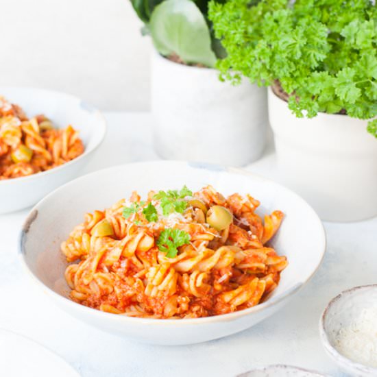 Tuna pasta with tomatoes and olives
