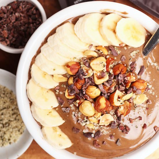 Chocolate Hemp Smoothie Bowl