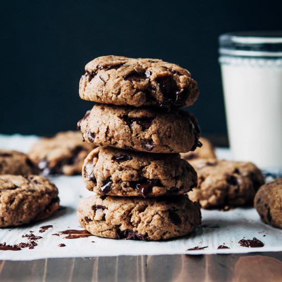Vegan Chocolate Chip Cookies