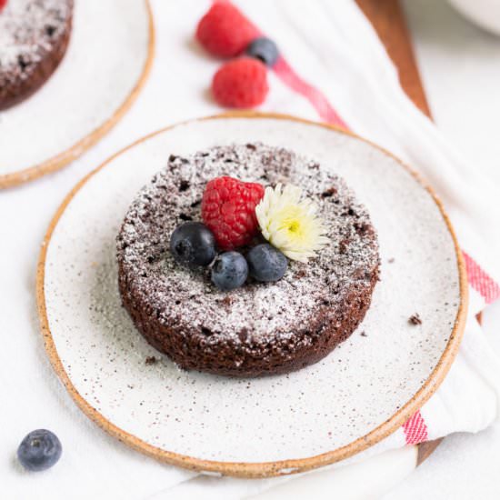 Single Serving Chocolate Cakes