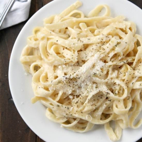 Fettuccine Alfredo