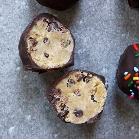 No Bake Cookie Dough Truffles