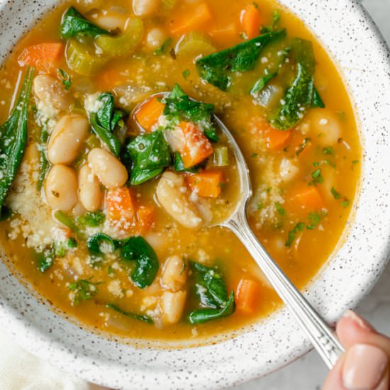 Mediterranean White Bean Soup