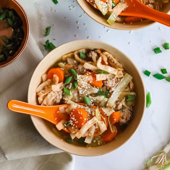 Healthy & Spicy Egg Roll Soup