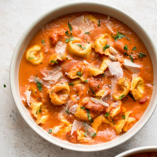 Tomato Tortellini Soup