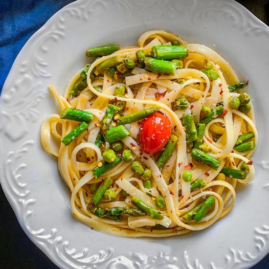 Lemon Asparagus Pasta