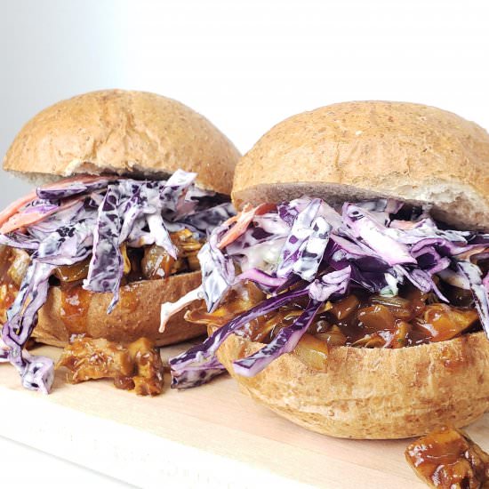 Vegan BBQ Pulled Jackfruit Sandwich
