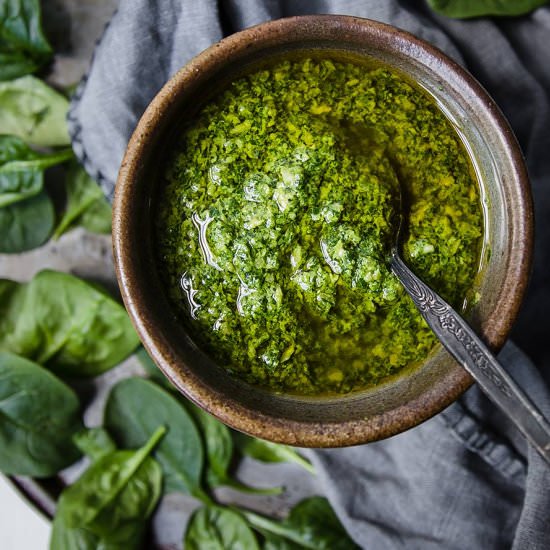 Cheesy Vegan Keto Pesto