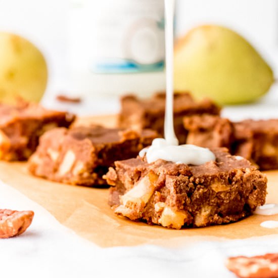 Vegan Cinnamon Pear Pudding Dessert