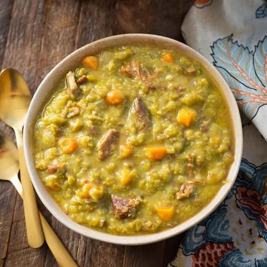 Slow Cooker Split Pea Soup