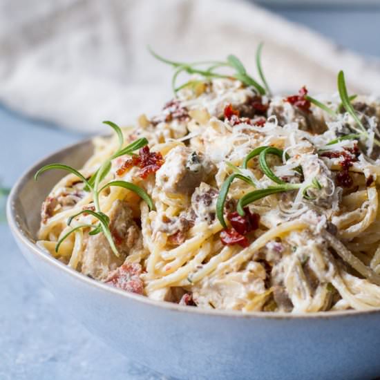 Rosemary Sun Dried Tomato Pasta