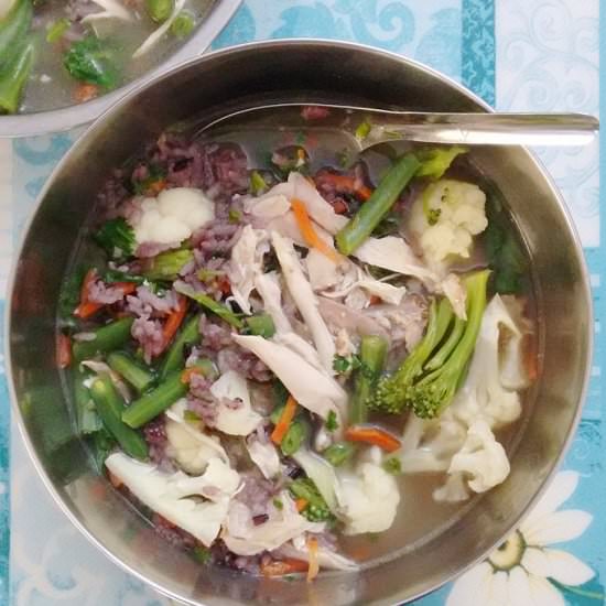 Veggies & Chicken Rice Soup