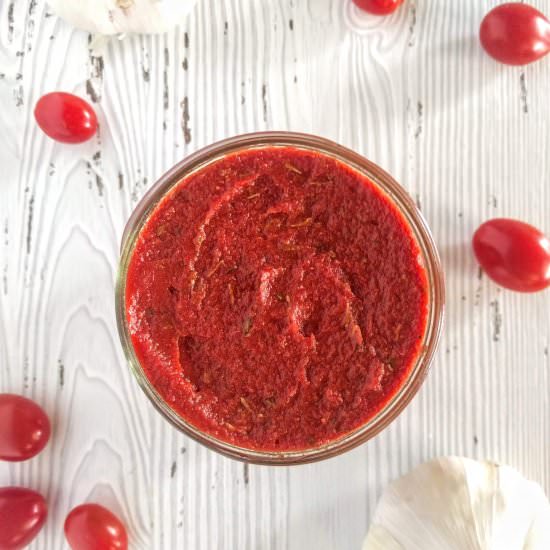Easy Pizza Sauce from Tomato Paste