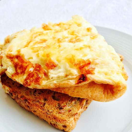 Cheese omelette on toast