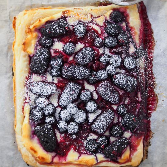 Easy Berry Tart