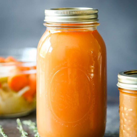 Easy Homemade Vegetable Broth