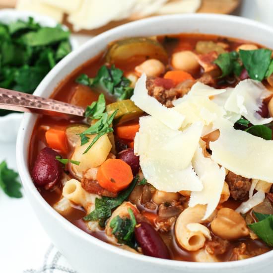 Easy Homemade Minestrone Soup