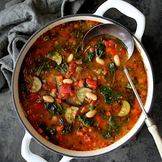 Smoky Spanish Veg & White Bean Soup