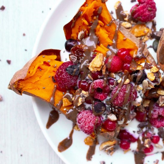 Breakfast Stuffed Sweet Potatoes