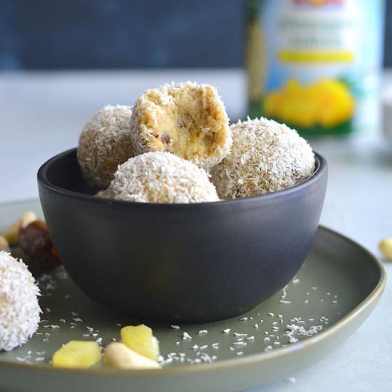 Coconut Cashew Pineapple Bites