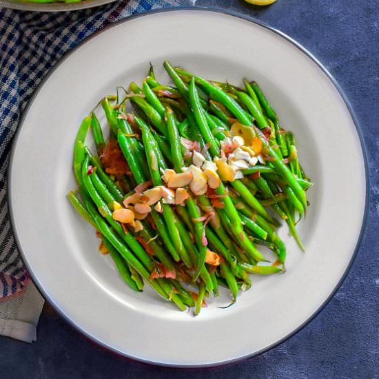 Easy Green Beans with Almonds