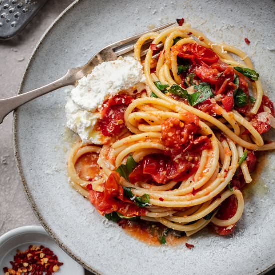 Bucatini with Diavolo Sauce