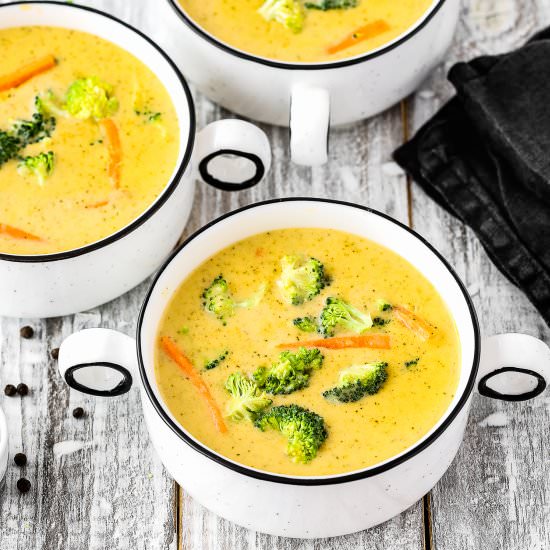 InstantPot Broccoli Cheddar Soup