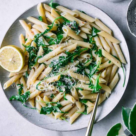 Simple Lemon Arugula Spicy Penne