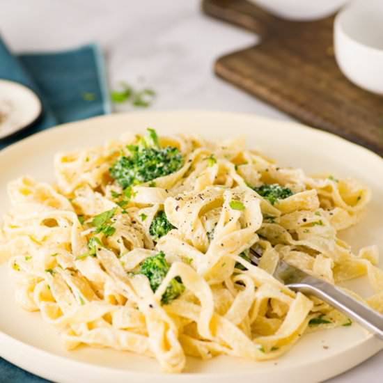 Creamy Vegan Alfredo Sauce