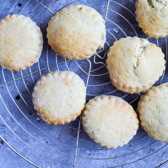 Vegan Cheeze Scones