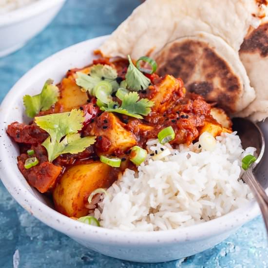 Spicy Halloumi Curry with Potato