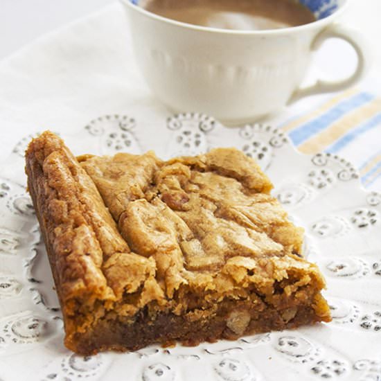 Chocolate Chunk Coffee Blondies