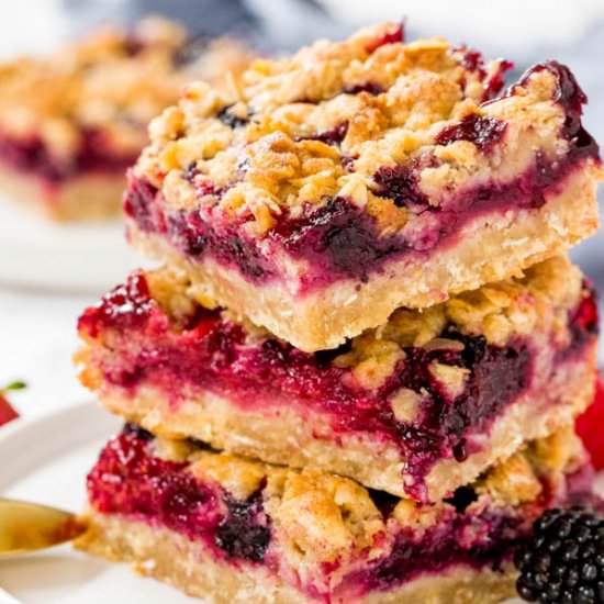 Mixed Berry Crumble Bars