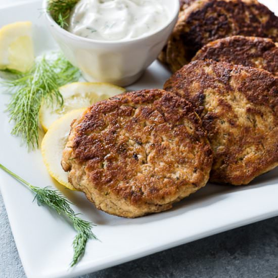 Crispy Salmon Cakes