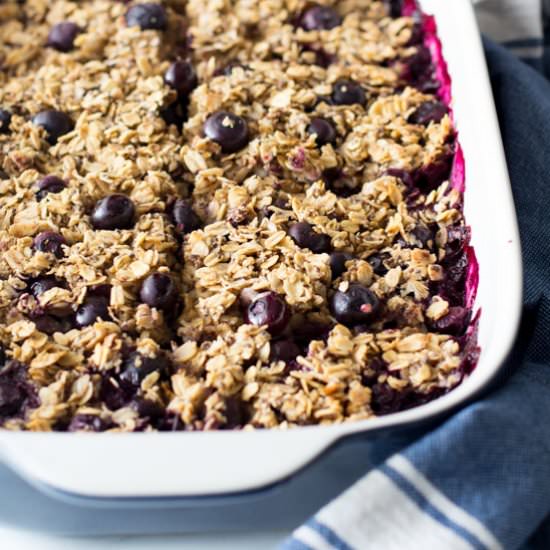 Vegan Blueberry Oatmeal Bake