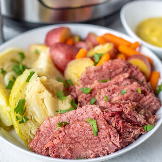 Instant Pot Corned Beef and Cabbage