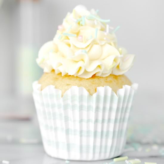 My Favorite Vanilla Cupcakes