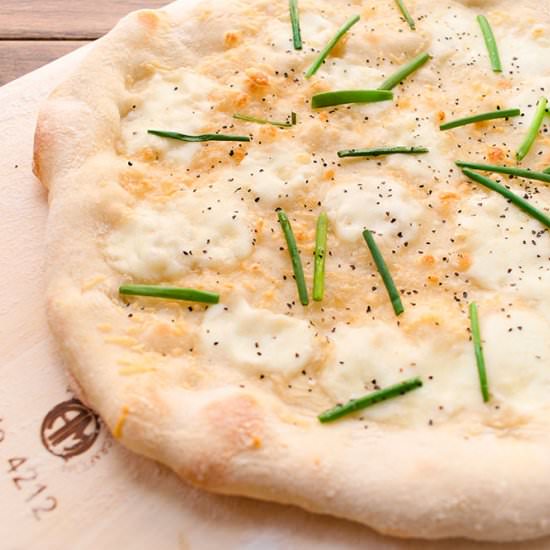 White sourdough pizza