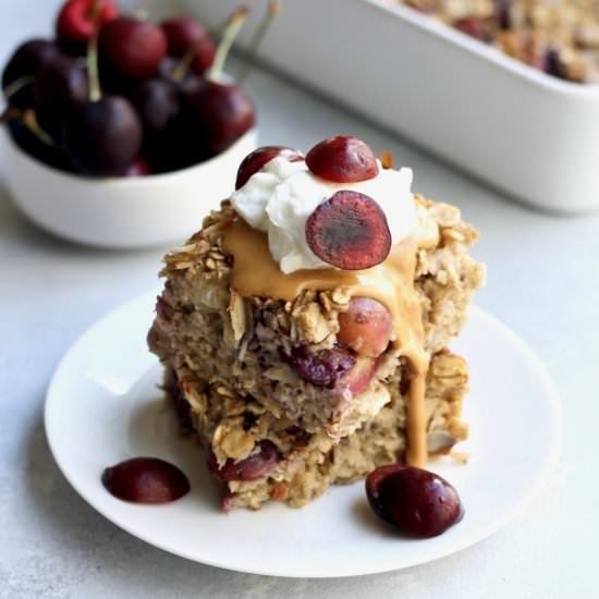 baked cherry vanilla almond oats
