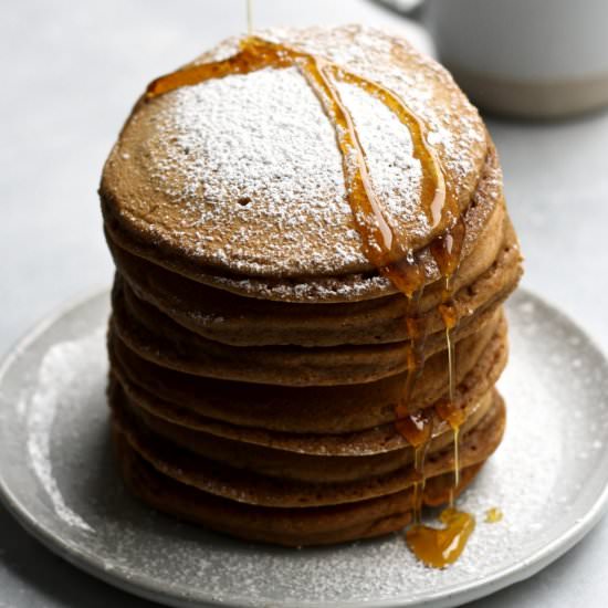 whole grain gingerbread pancakes