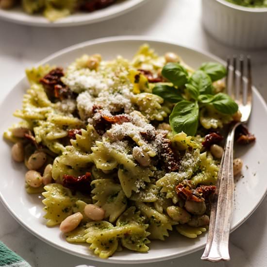 Vegan Pesto Pasta with Beans