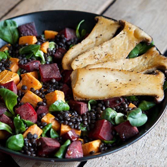 Salad with sweet potato and lentils