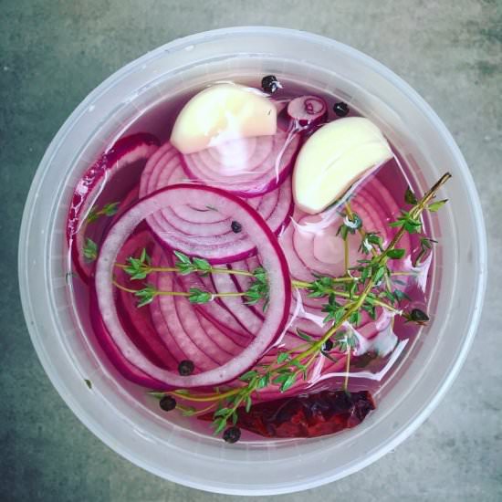 Simple Pickled Onions